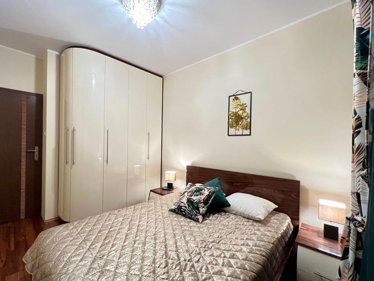 Platinum Tower Green Star Apart Apartment Warsaw Exterior photo