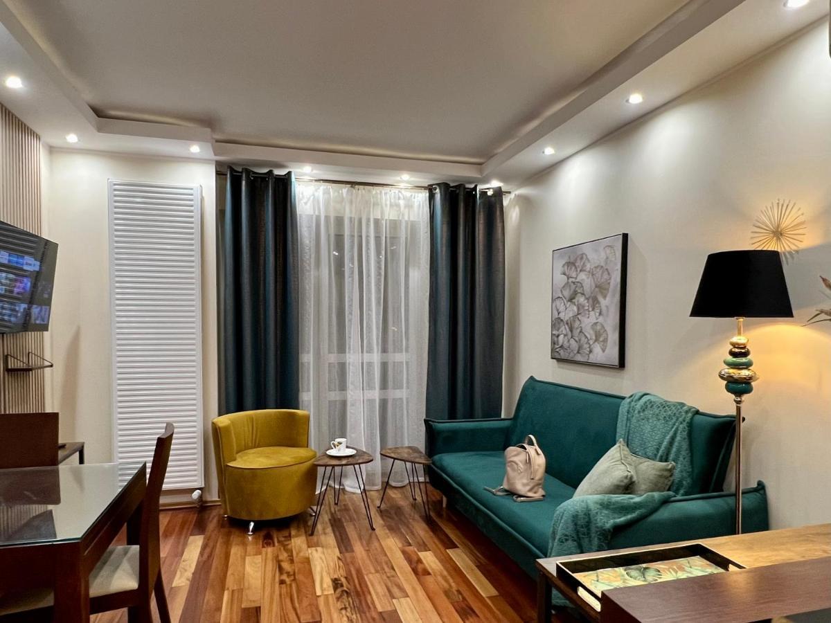Platinum Tower Green Star Apart Apartment Warsaw Exterior photo